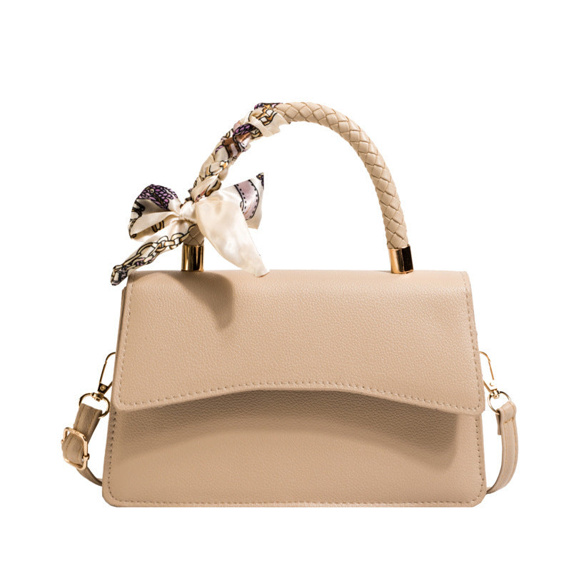 Sac à main & écharpe de soie