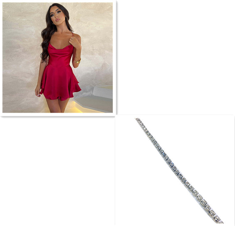 Robe à bretelles élégantes à bretelles en satin dos nu